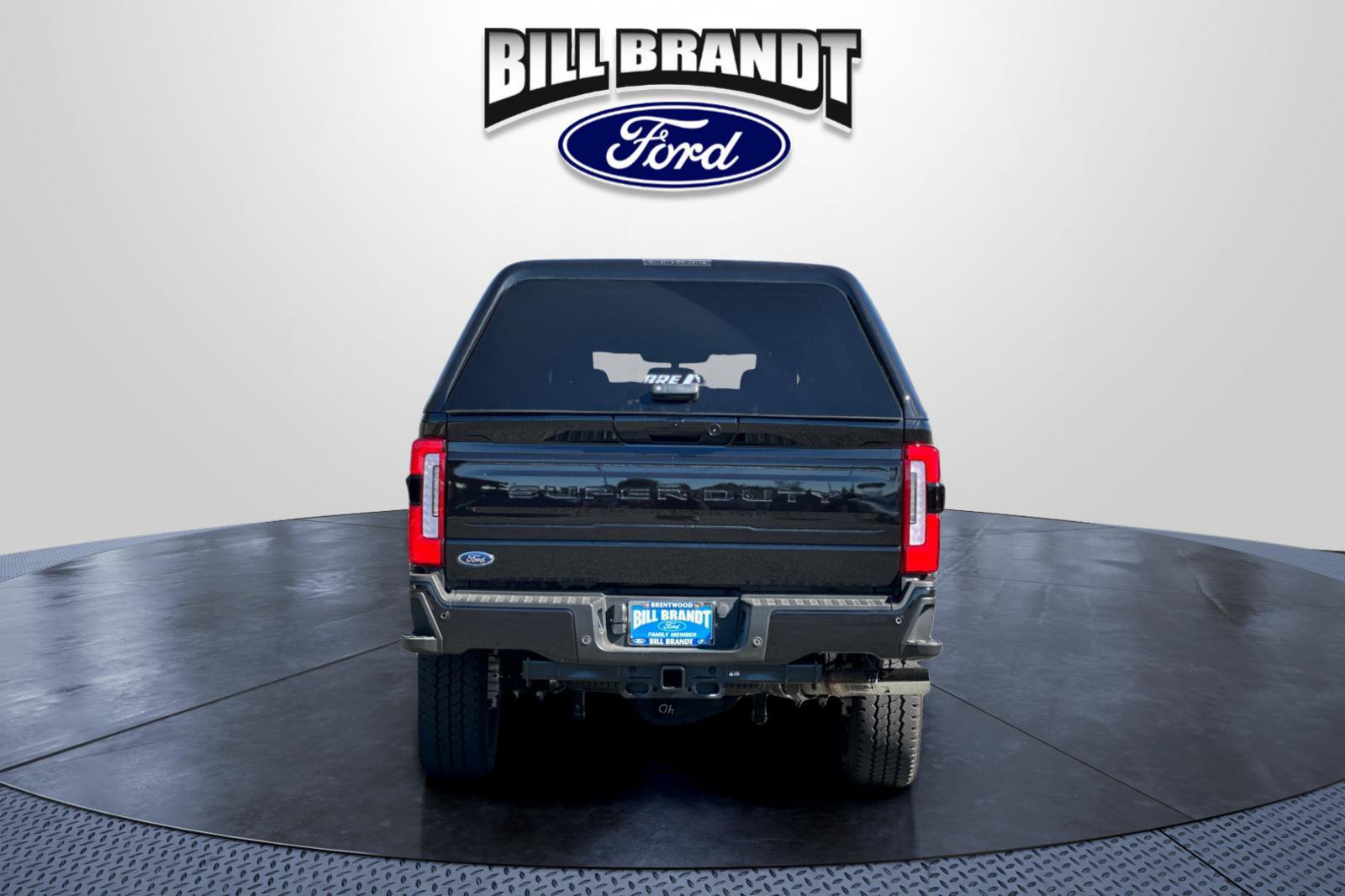 Used 2026 Ford F250 Platinum AWD/4WD image 4