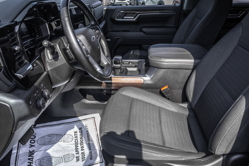 Used 2024 Chevrolet Silverado 1500 RST w/ All Star Edition Plus AWD/4WD image 14
