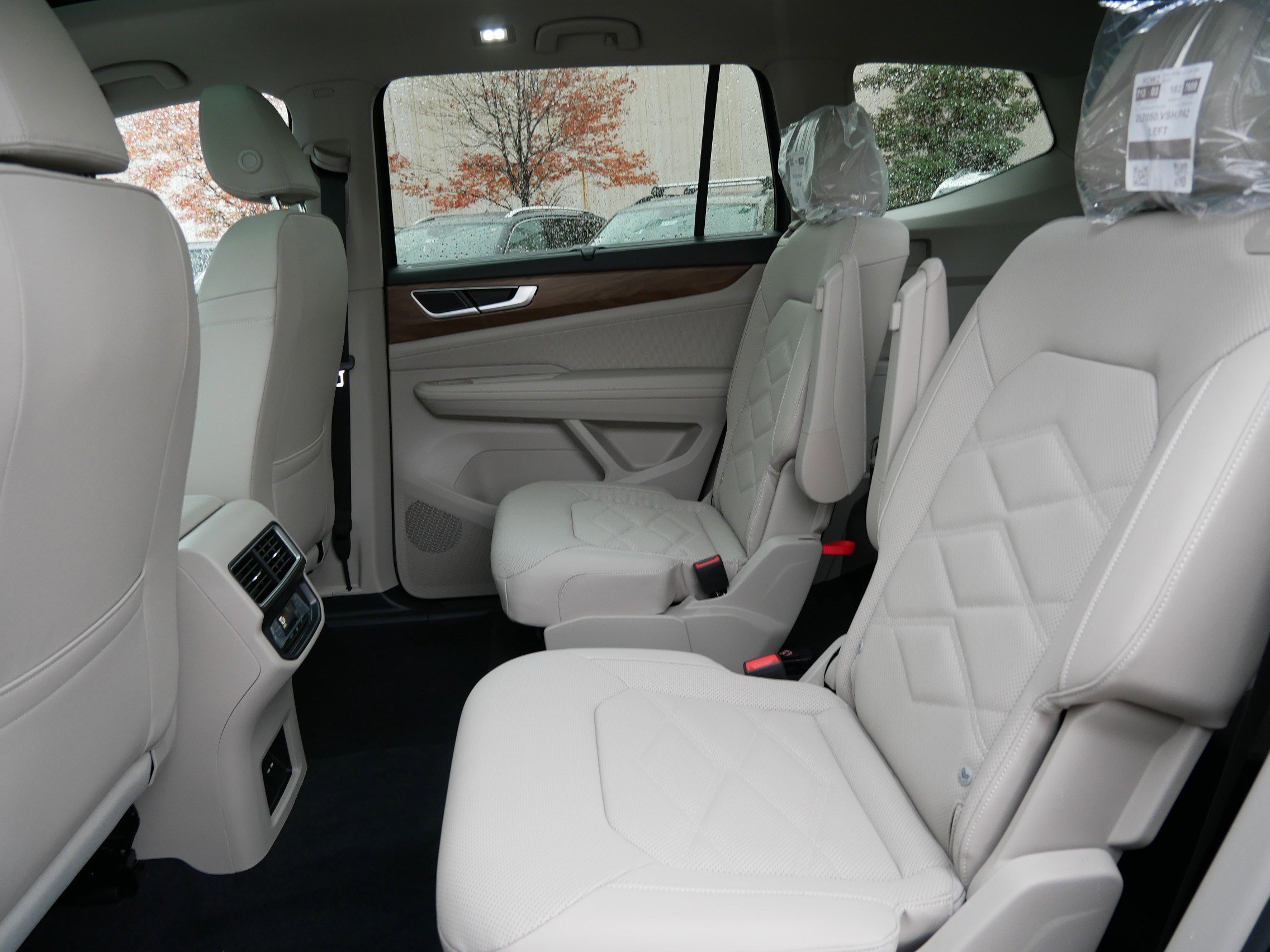 New 2026 Volkswagen Atlas SE AWD/4WD image 4