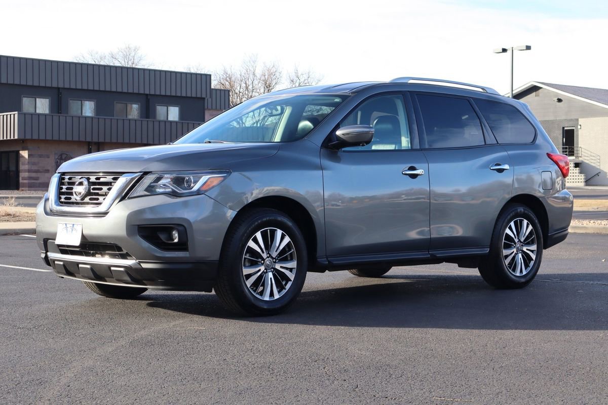 Used 2019 Nissan Pathfinder SL AWD/4WD image 11