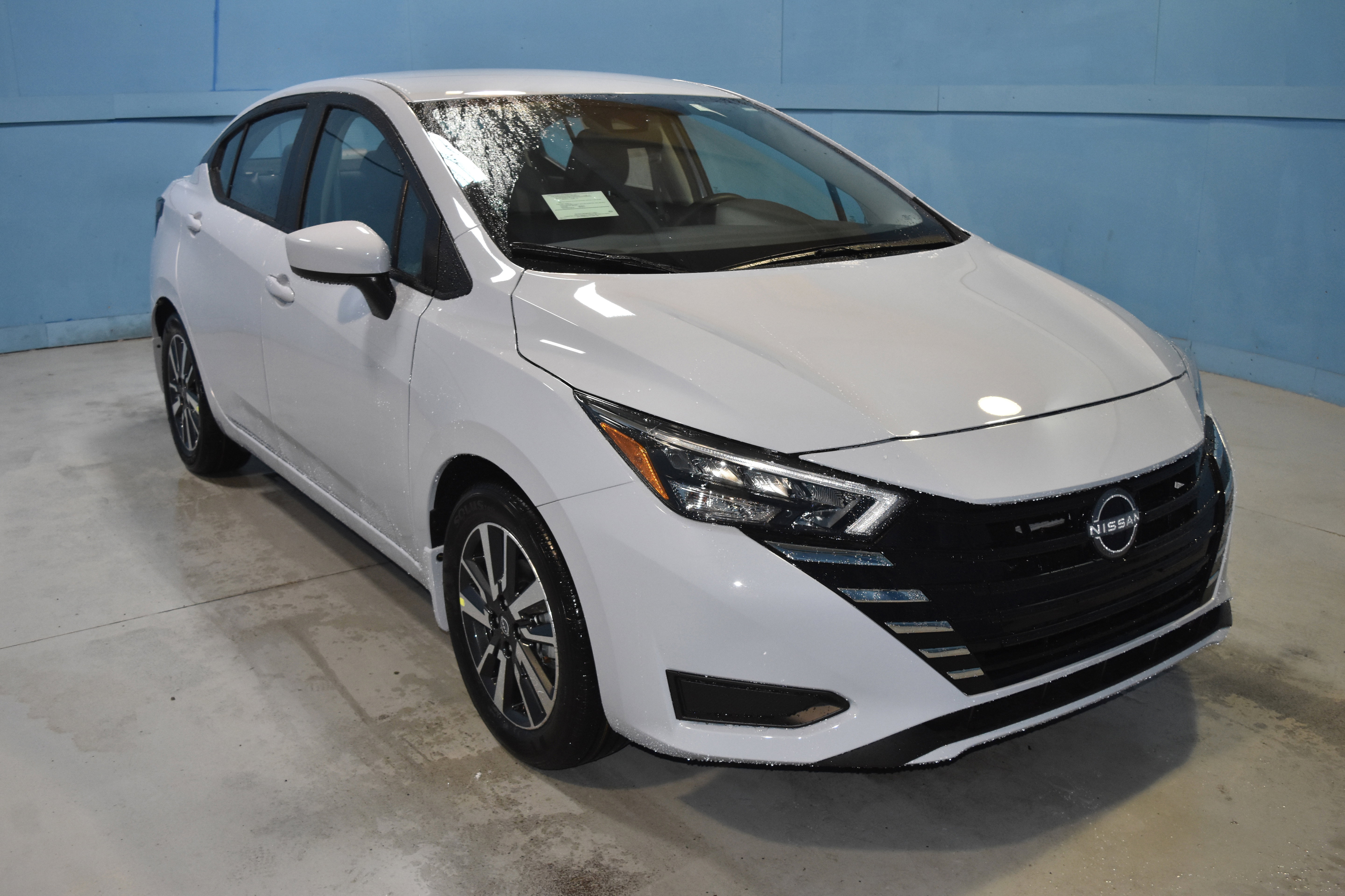 New 2025 Nissan Versa SV w/ Trunk Package image 1