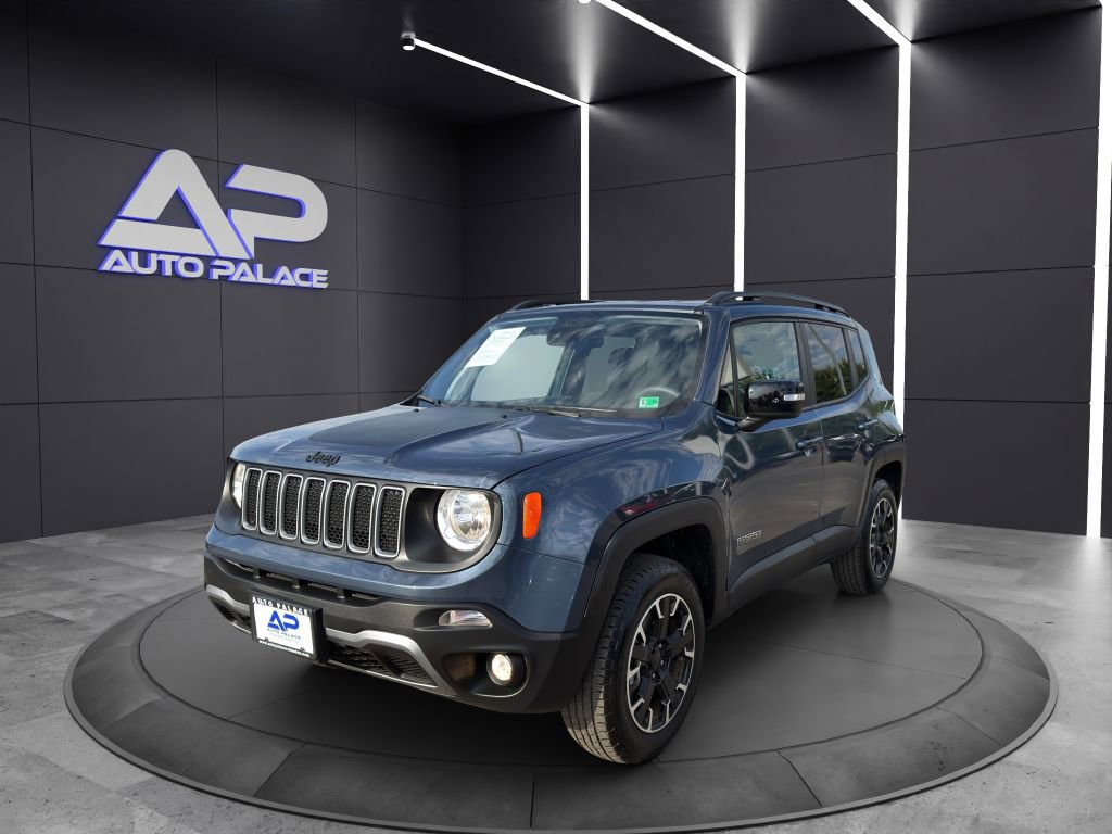 Used 2023 Jeep Renegade Latitude image 1
