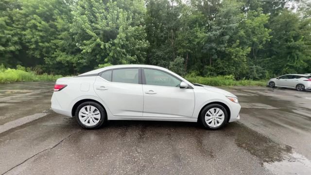 Certified 2023 Nissan Sentra SV w/ All-Weather Package FWD image 9