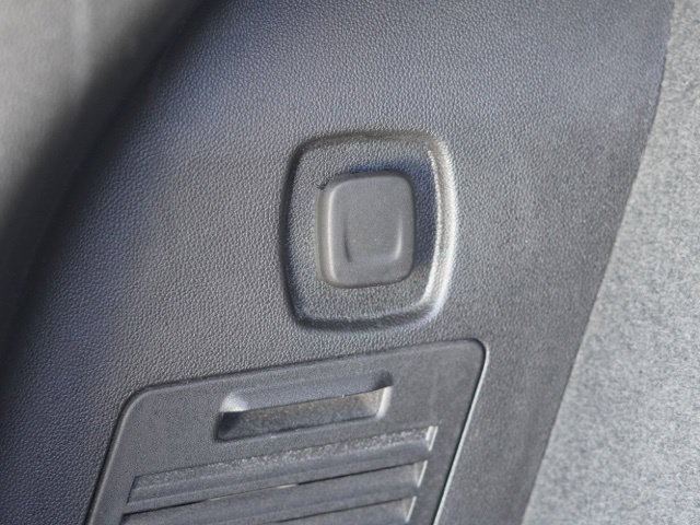 Used 2018 Cadillac XT5 FWD image 42