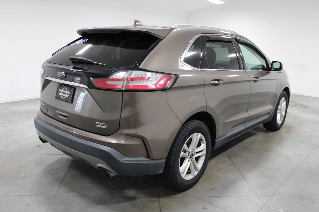 Used 2019 Ford Edge SEL w/ Equipment Group 201A FWD image 9