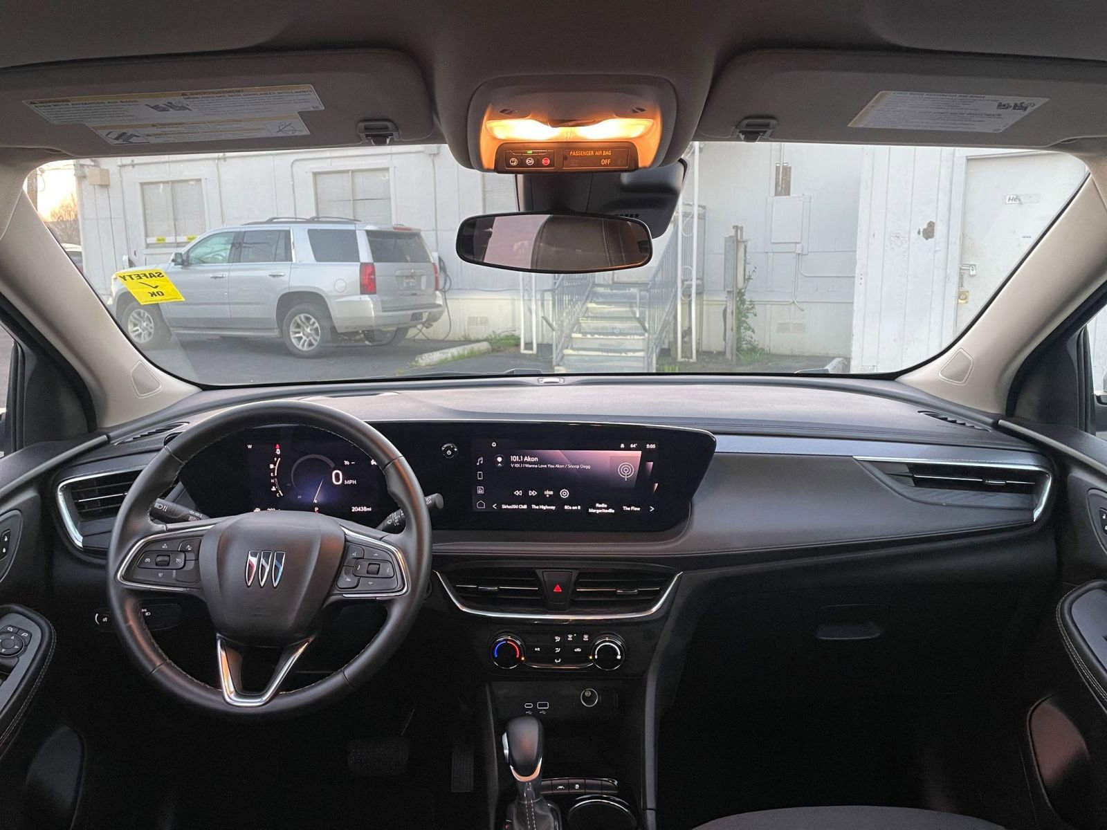 Used 2025 Buick Encore GX Preferred image 31