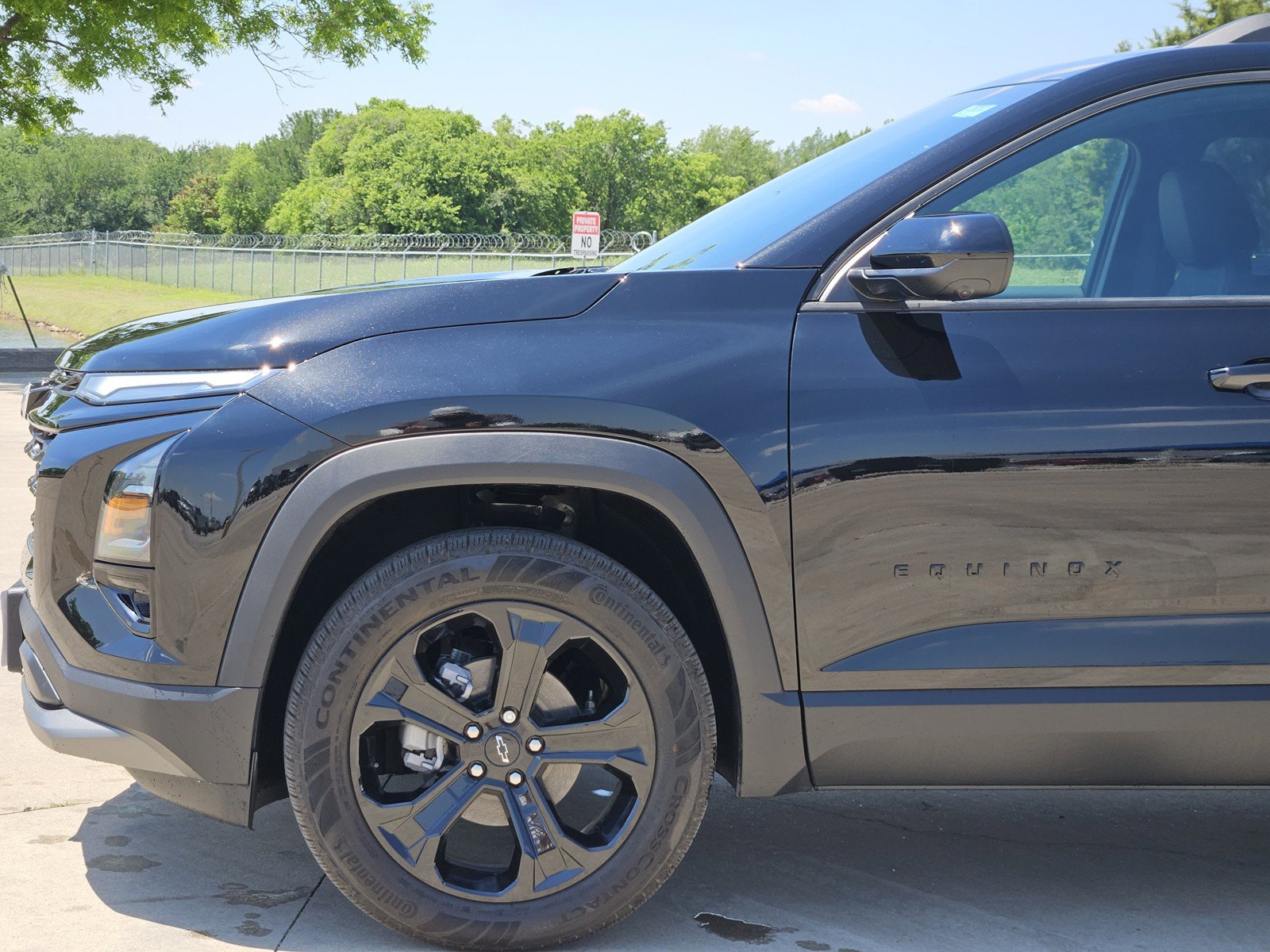 New 2026 Chevrolet Equinox LT w/ Convenience Package II FWD image 6