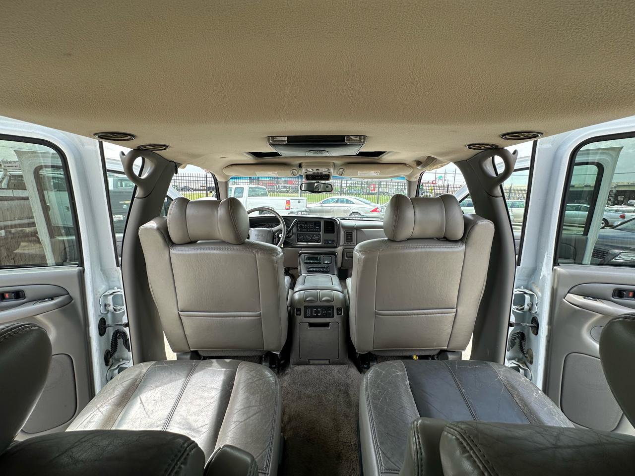 Used 2002 GMC Yukon XL Denali AWD/4WD image 53