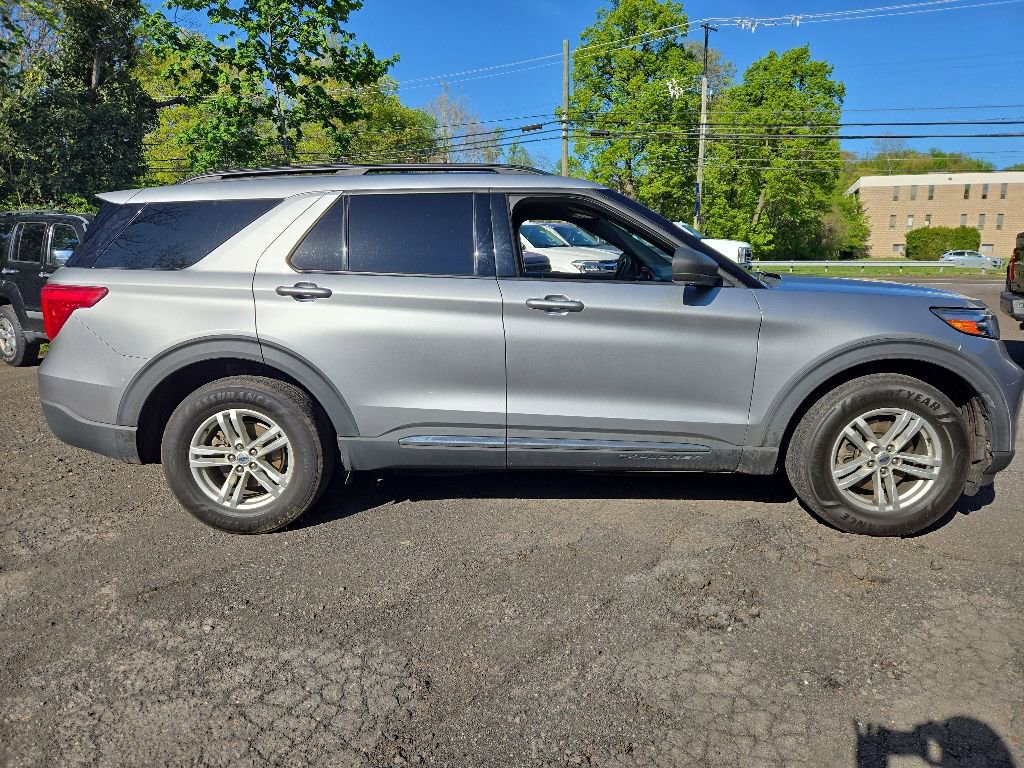 Used 2020 Ford Explorer XLT w/ Class III Trailer Tow Package AWD/4WD image 9
