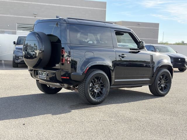 Used 2022 Land Rover Defender 90 X-Dynamic S image 27