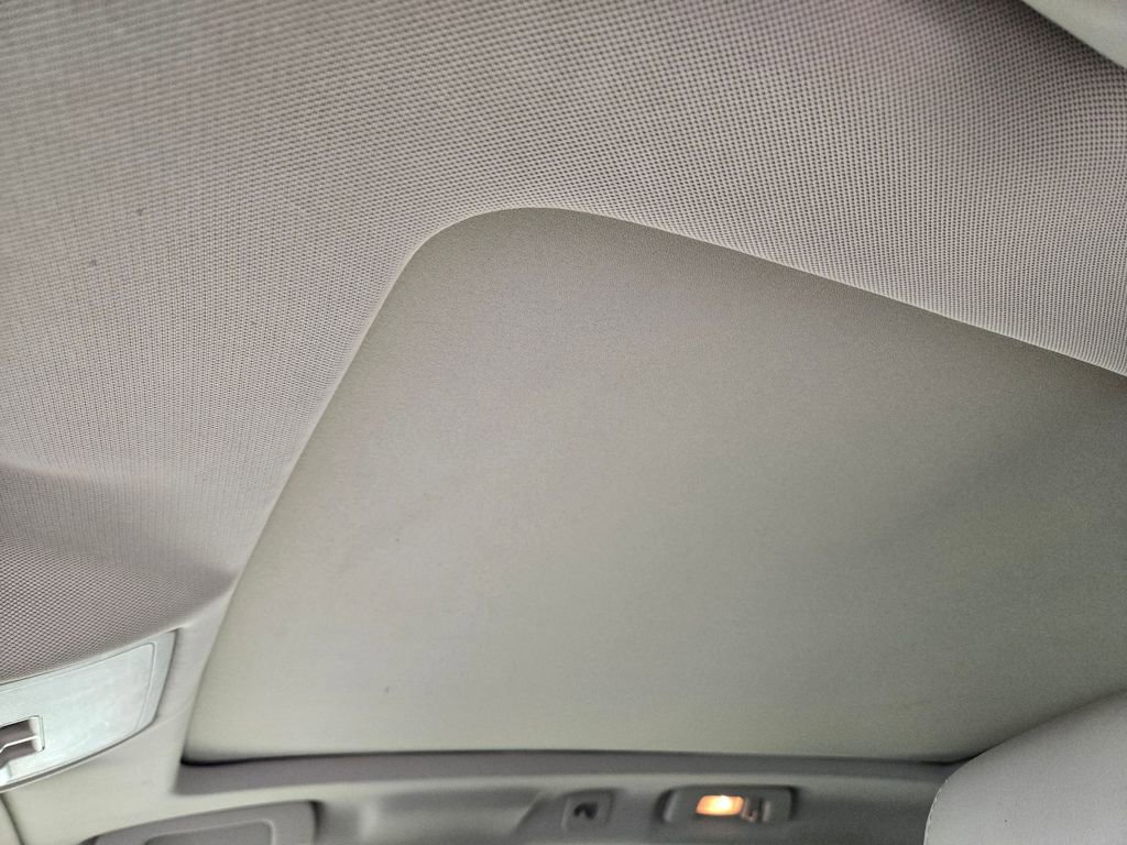 Used 2012 Cadillac SRX Performance image 9