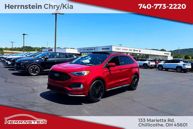 Used 2023 Ford Edge ST-Line w/ Class II Trailer Tow Package AWD/4WD image 3