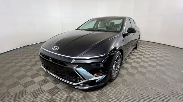 Used 2024 Hyundai Sonata Limited FWD image 11