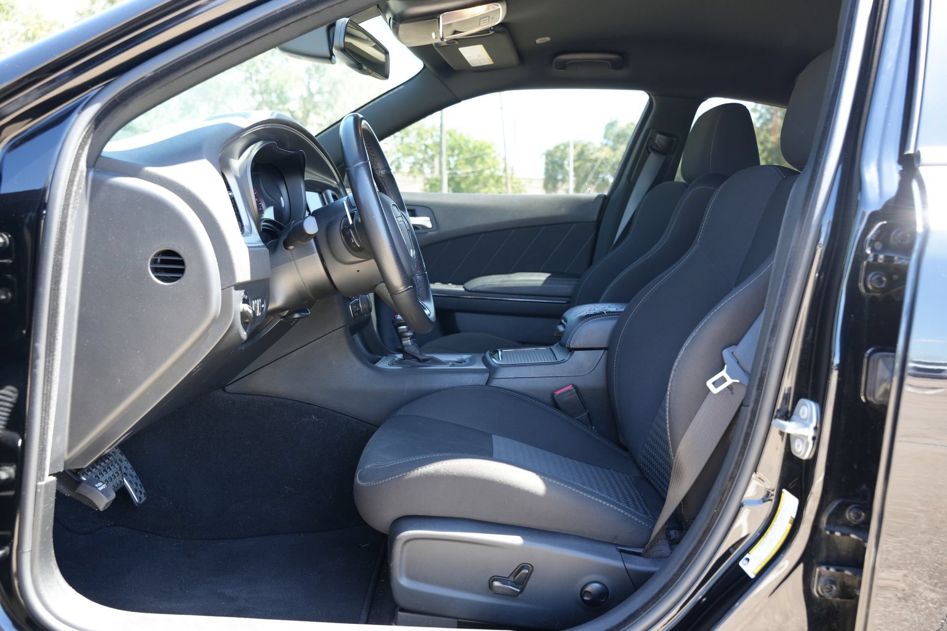 Used 2023 Dodge Charger R/T w/ Blacktop Package RWD image 16