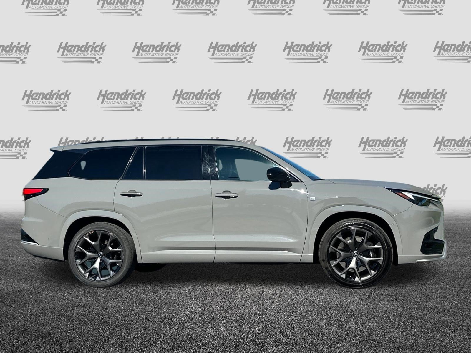 Used 2025 Lexus TX 500h 500h F SPORT Premium w/ Technology Package image 3