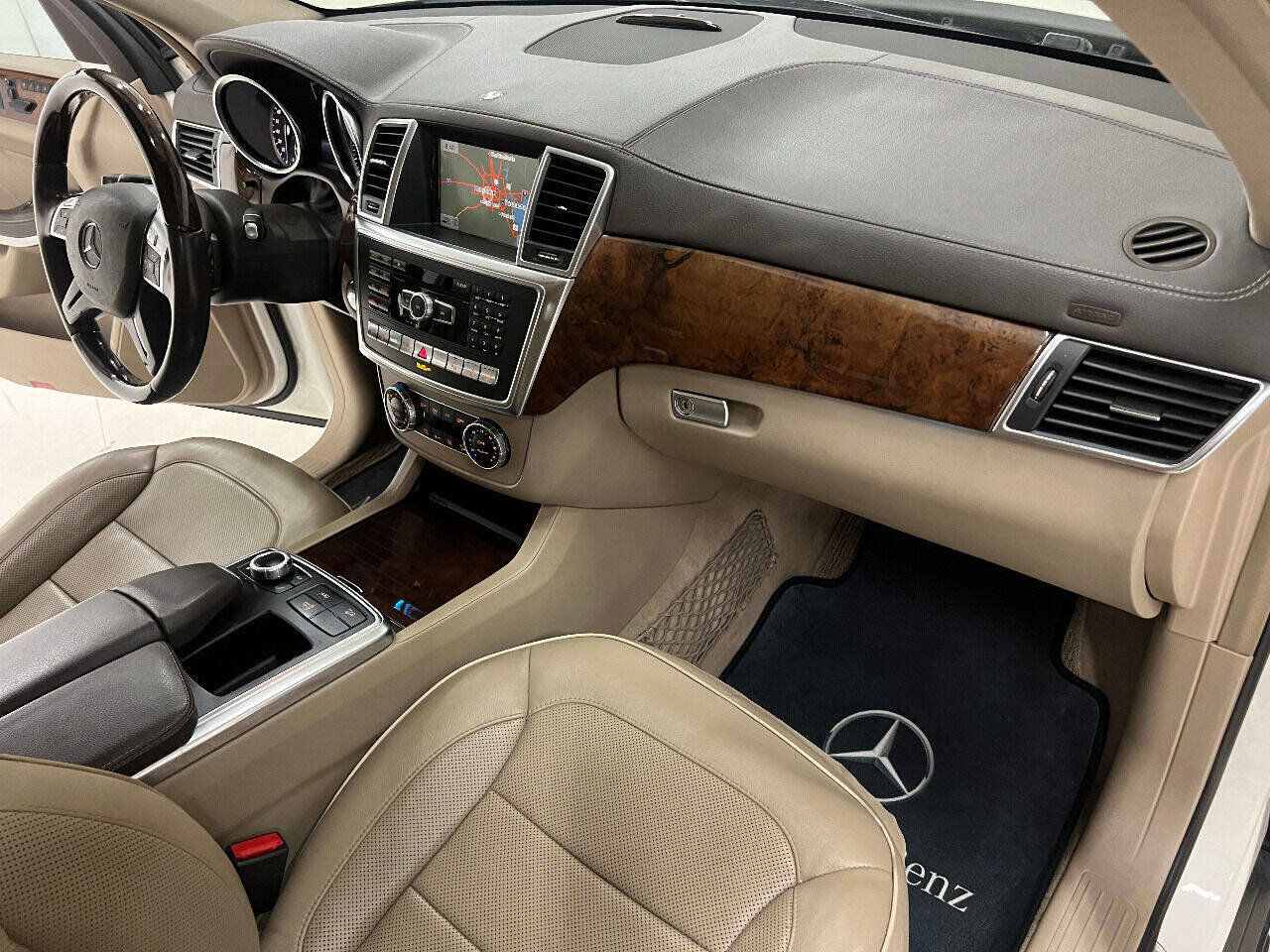 Used 2014 Mercedes-Benz GL 550 4MATIC image 83