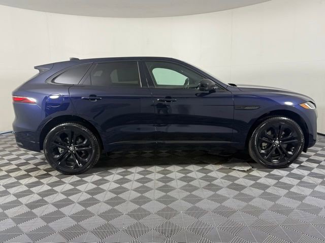New 2026 Jaguar F-PACE R-Dynamic S image 8