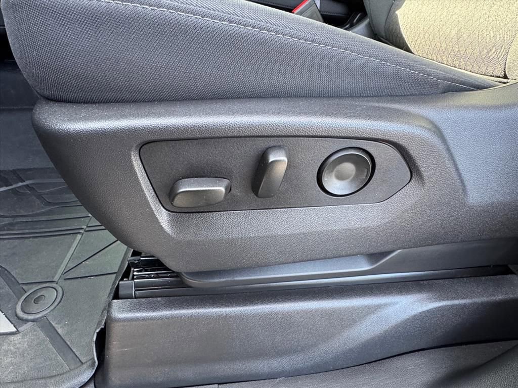 Used 2026 Chevrolet Silverado 1500 Custom w/ Turbomax Blackout Package image 14