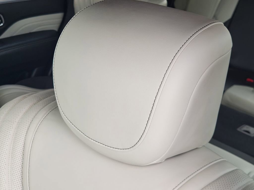 Used 2019 INFINITI QX80 Limited w/ All-Season Package image 25