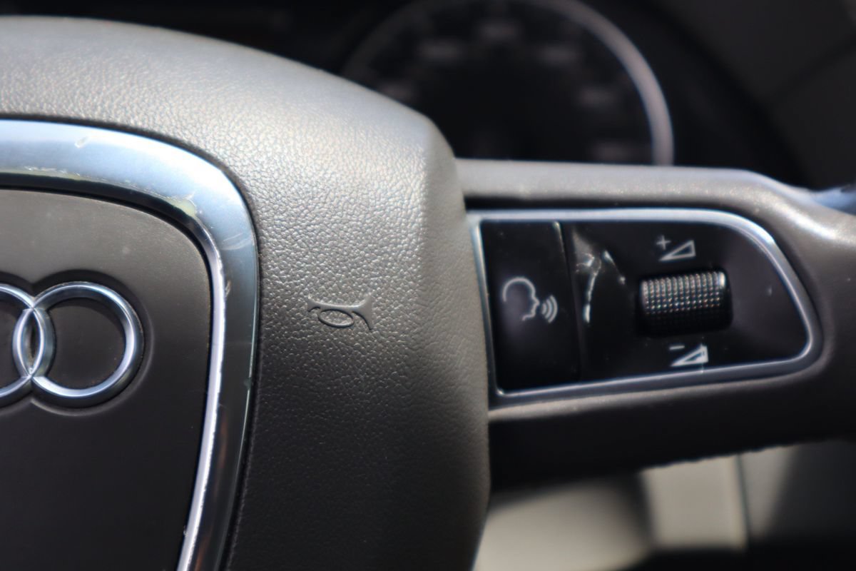 Used 2010 Audi Q5 3.2 Premium AWD/4WD image 17
