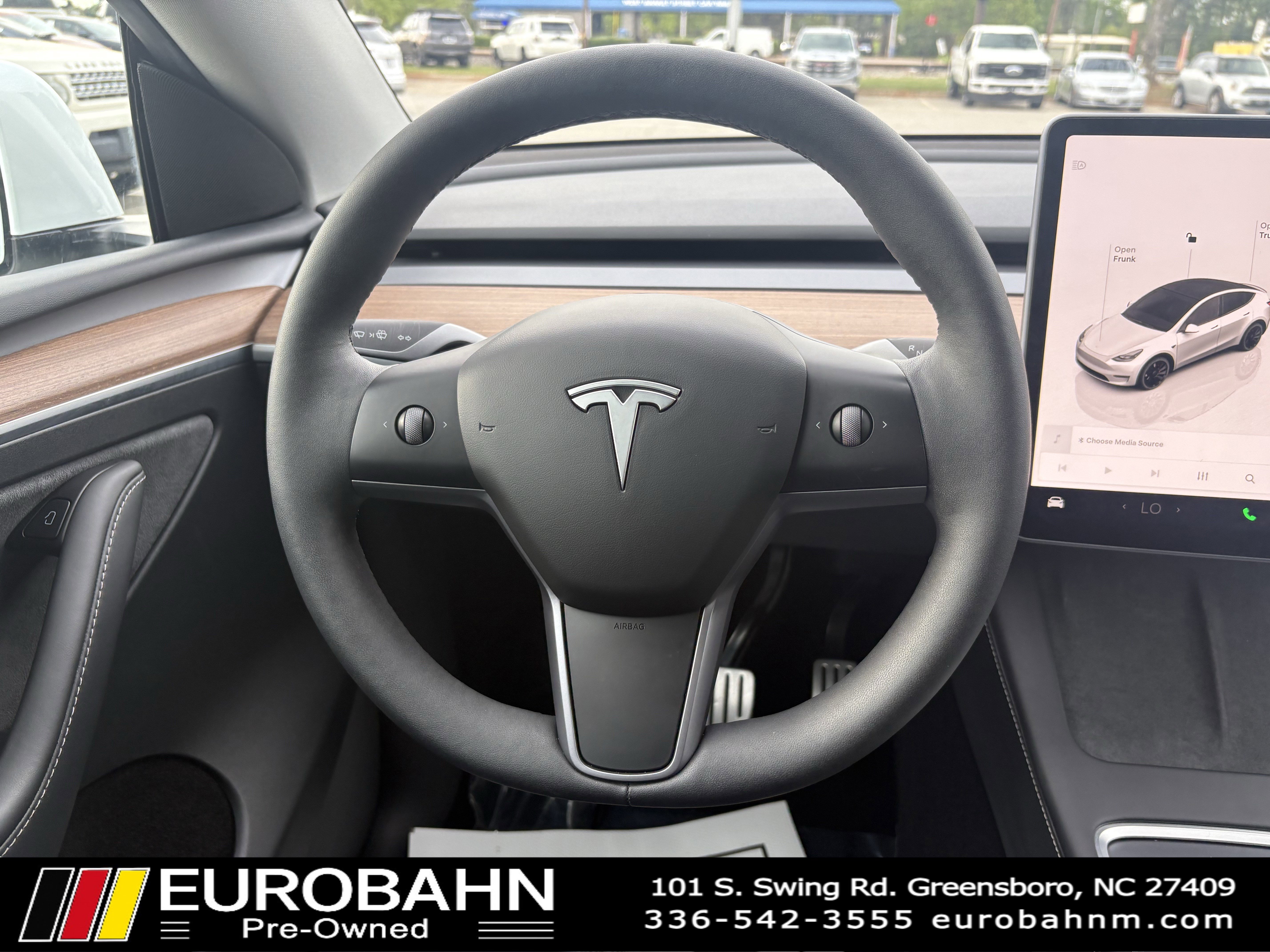 Used 2024 Tesla Model Y Performance image 21