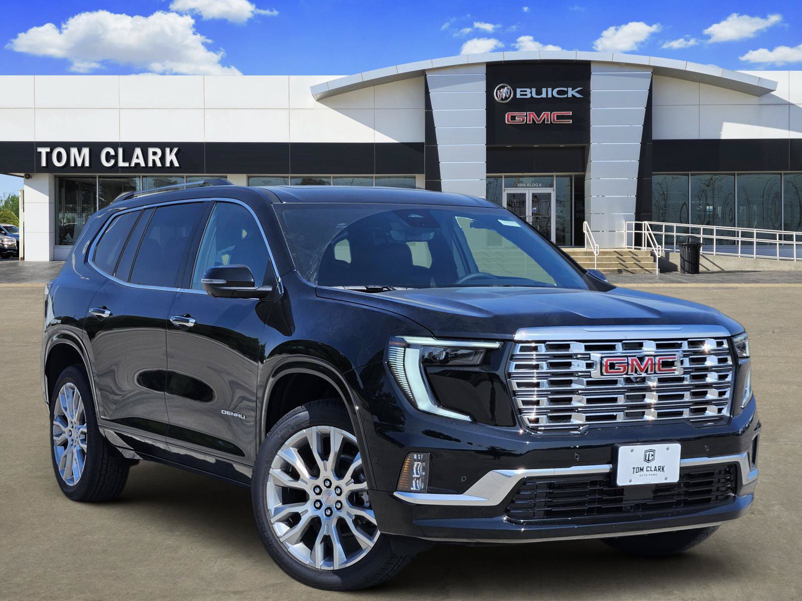 New 2026 GMC Acadia Denali w/ Super Cruise Package