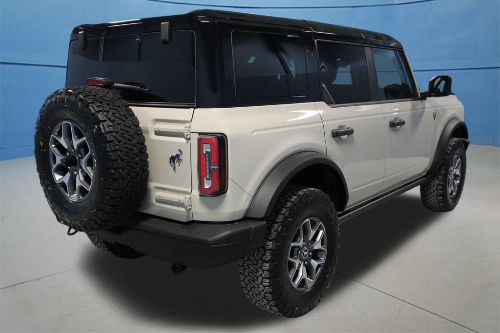 Used 2025 Ford Bronco Badlands AWD/4WD image 32