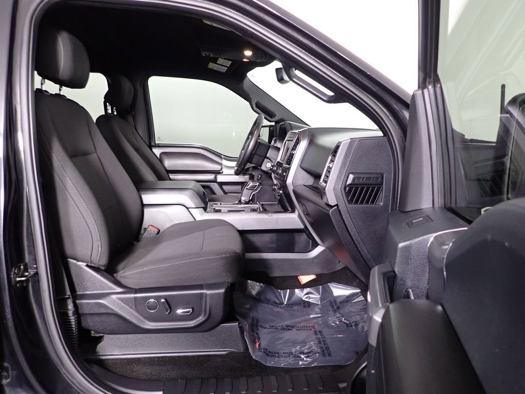 Used 2015 Ford F150 XLT w/ Equipment Group 302A Luxury image 39