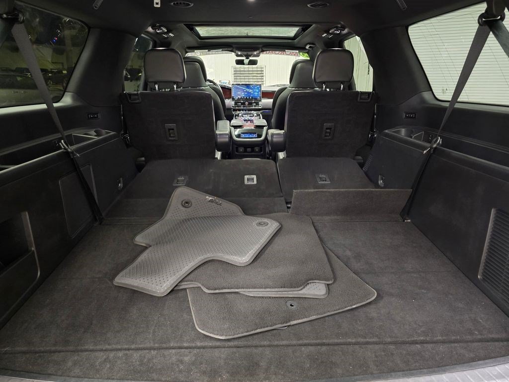 Used 2023 Lincoln Navigator L Reserve AWD/4WD image 46