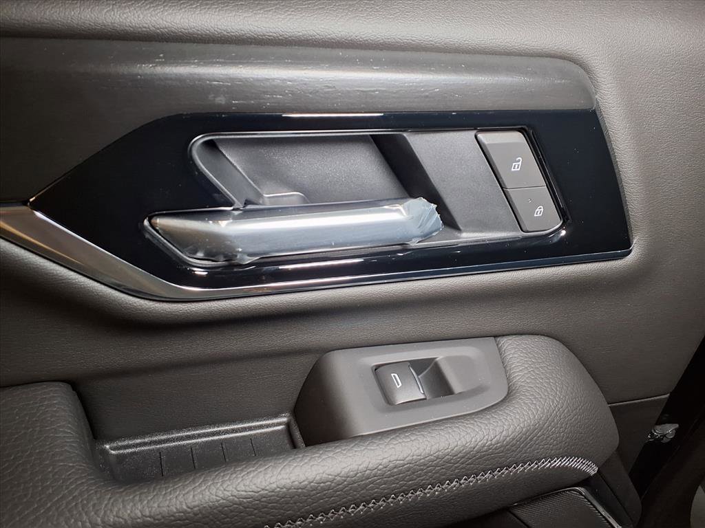 New 2026 GMC Yukon Denali image 14