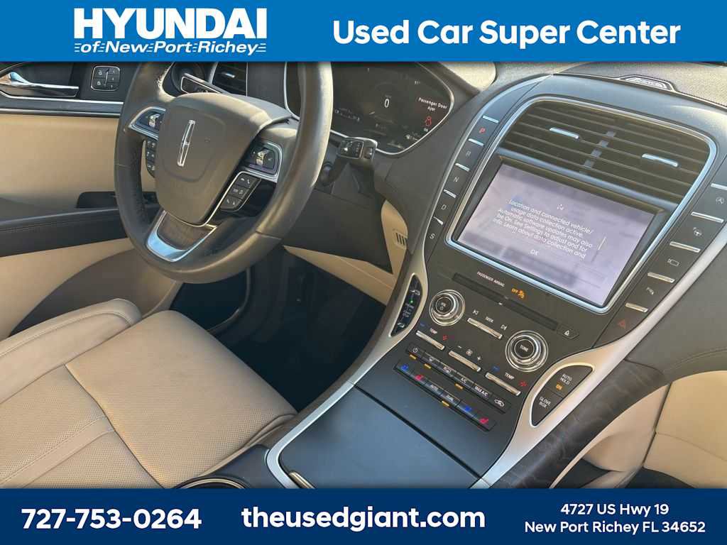 Used 2020 Lincoln Nautilus Reserve w/ Equipment Group 201A image 7