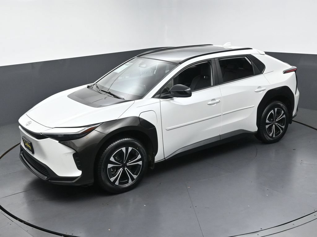 Used 2023 Toyota bZ4X AWD image 41