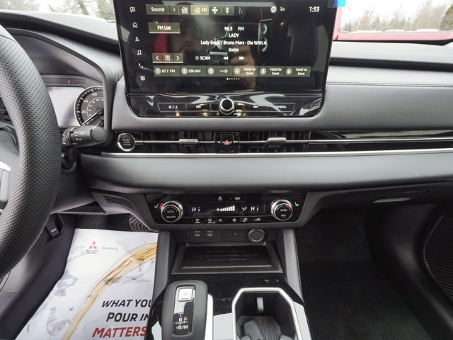 New 2026 Mitsubishi Outlander AWD image 23