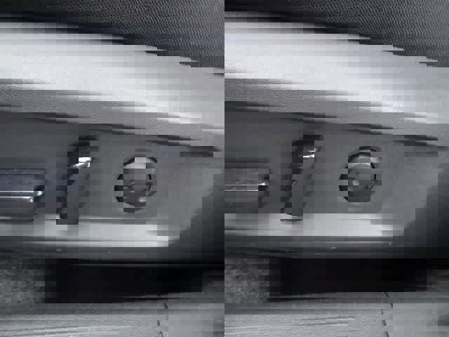 Used 2024 Nissan Rogue SV image 7