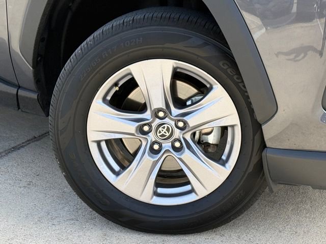 Used 2025 Toyota RAV4 LE image 2