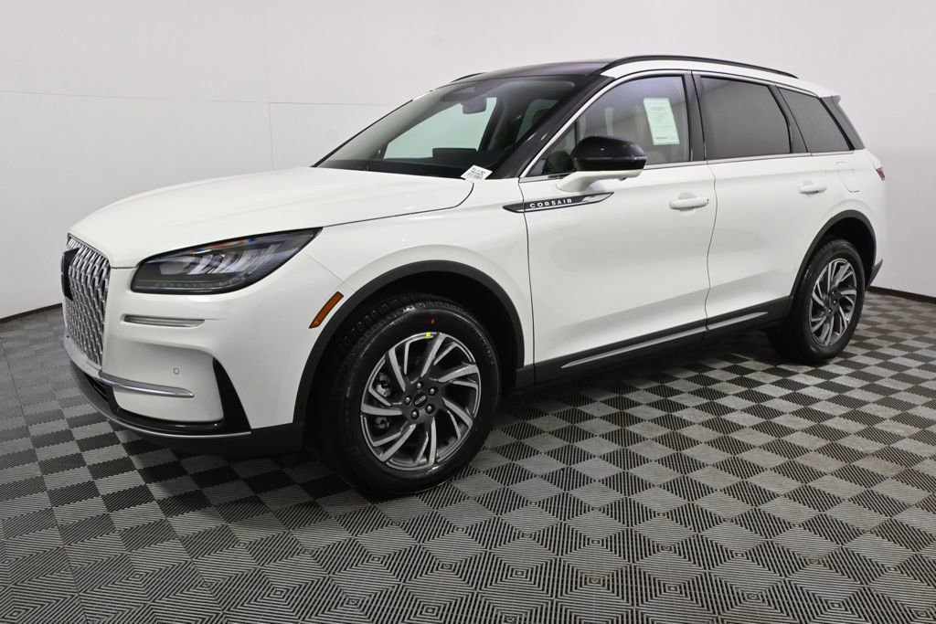 New 2026 Lincoln Corsair Premiere image 2