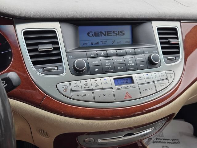 Used 2012 Hyundai Genesis 3.8 RWD image 18