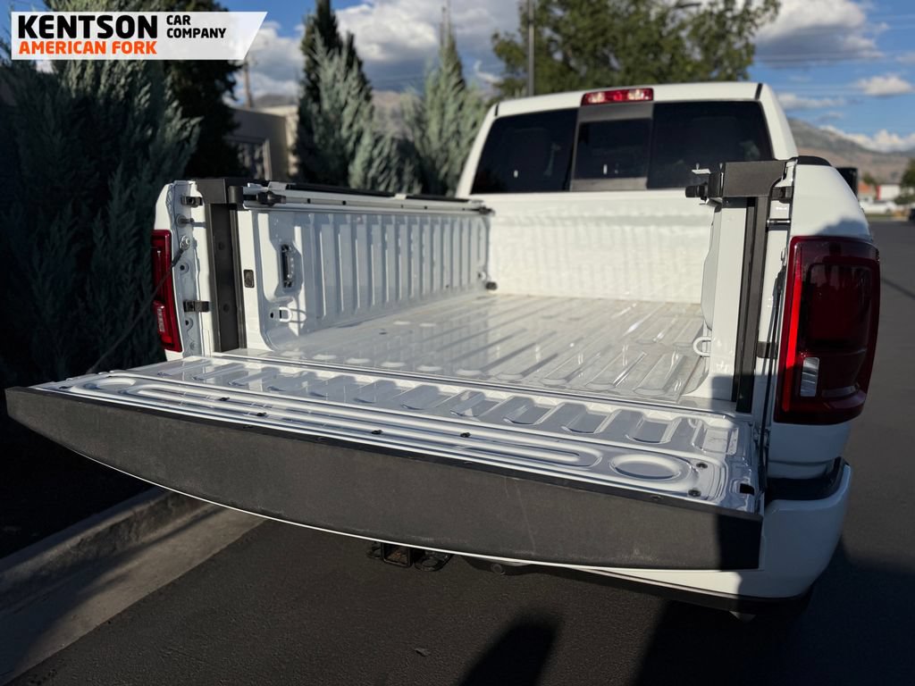 Used 2026 RAM 2500 Limited AWD/4WD image 30
