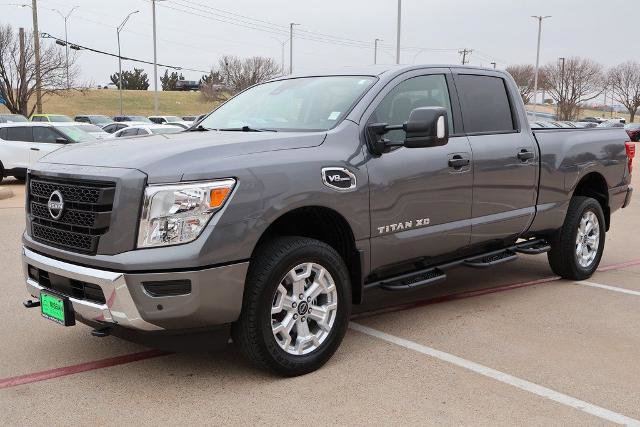 Certified 2024 Nissan Titan SV w/ SV Convenience Package image 4