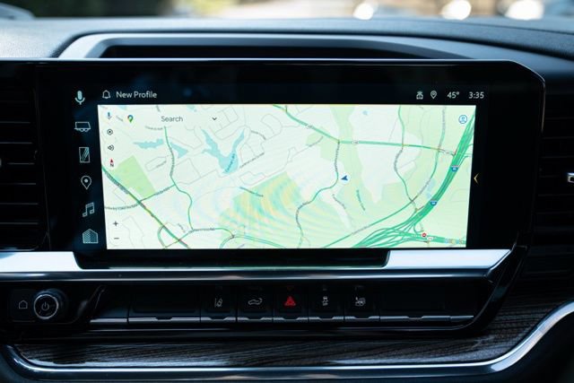 Used 2025 Chevrolet Silverado 2500 LT w/ Convenience Package image 31