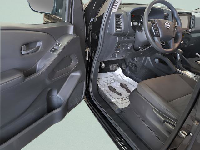 Used 2022 Nissan Frontier S w/ Technology Package image 7