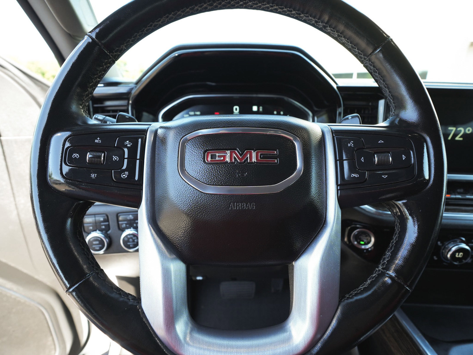 Used 2023 GMC Sierra 1500 Elevation w/ Preferred Package AWD/4WD image 17