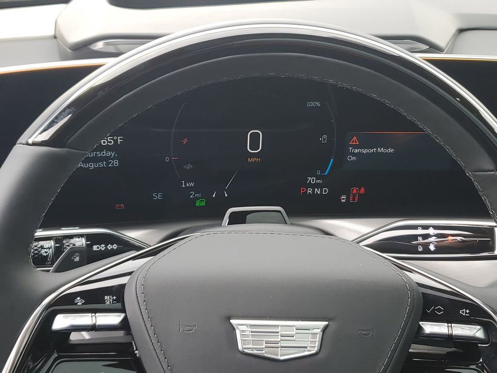 New 2026 Cadillac Vistiq Platinum image 11