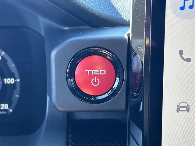 Certified 2025 Toyota Tacoma TRD Pro image 32