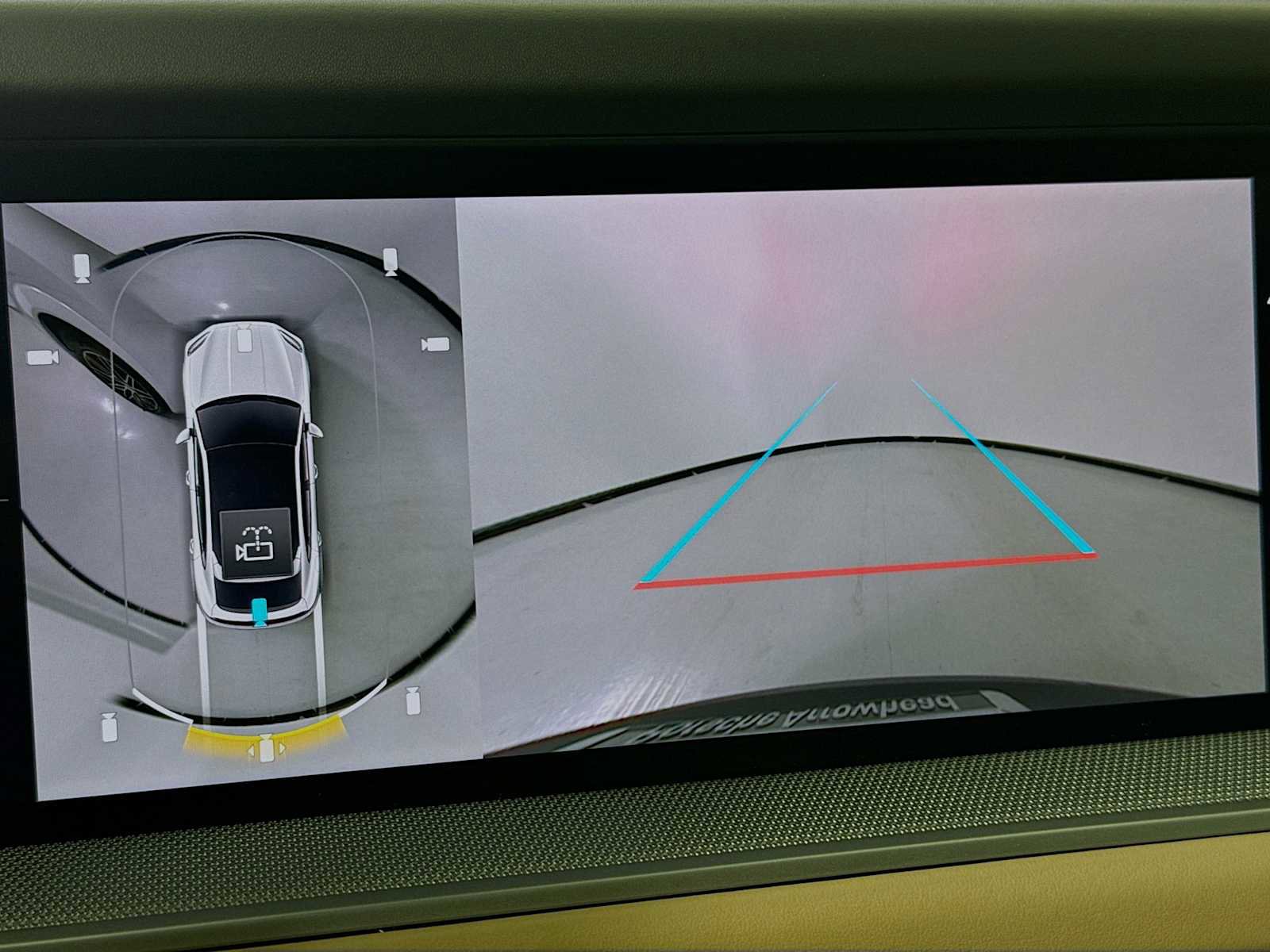 Certified 2025 Porsche Cayenne Coupe image 19