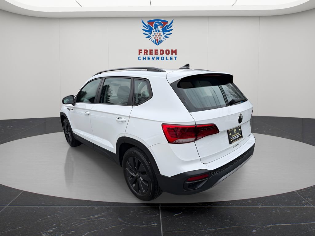 Used 2022 Volkswagen Taos S image 4