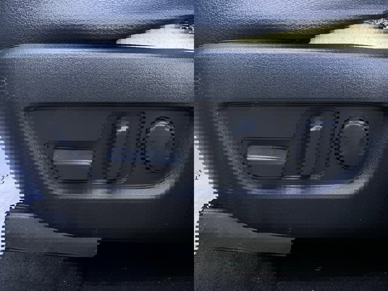 Used 2025 MAZDA CX-70 3.3 Turbo w/ Preferred Package image 11