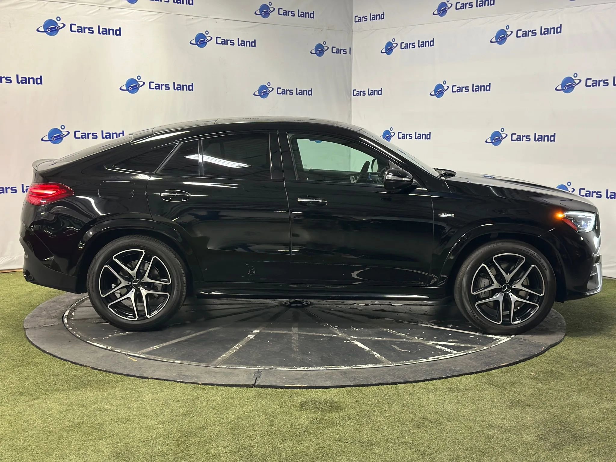 Used 2024 Mercedes-Benz GLE 53 AMG 4MATIC Coupe w/ AMG Night Package image 3