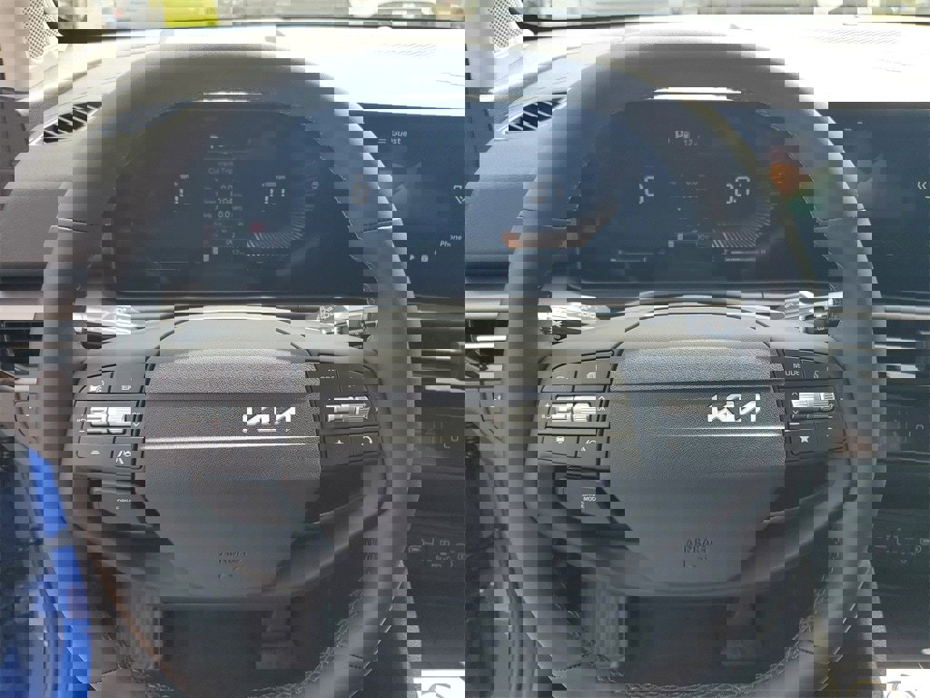 New 2026 Kia Sportage EX w/ EX Panorama Roof Package image 11