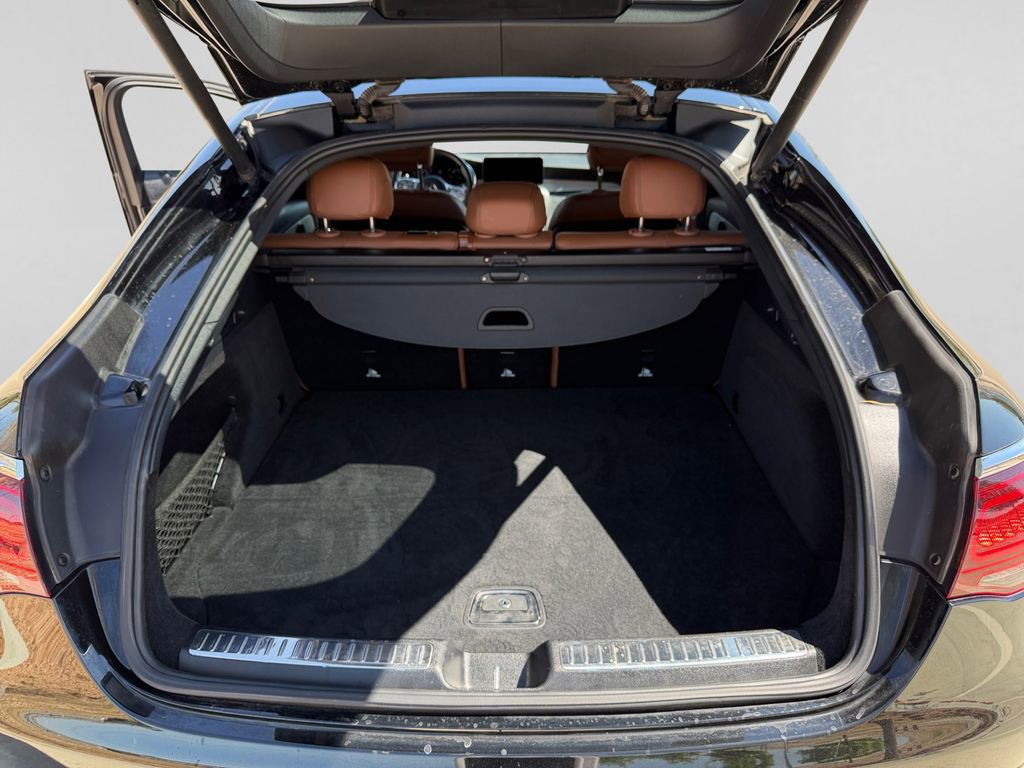 Used 2022 Mercedes-Benz GLC 43 AMG 4MATIC Coupe image 11